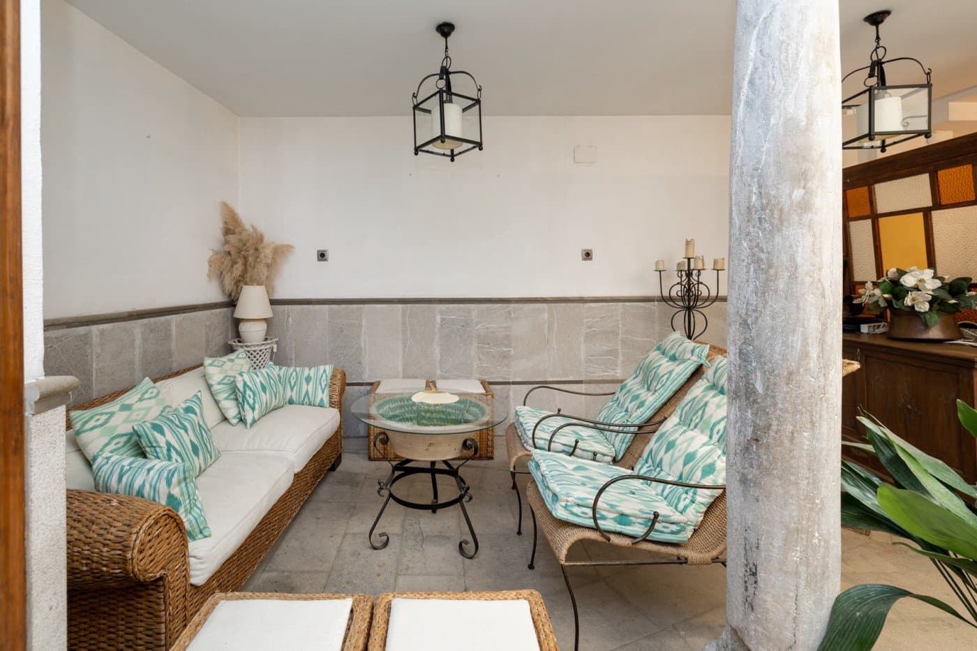 4 soveværelse Byhus til salg i Granada by med garage - € 1.180.000 (Ref: 7257692)