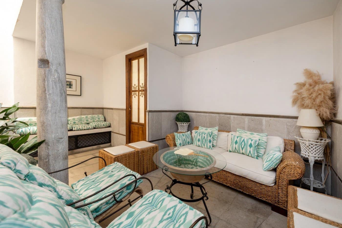 4 soveværelse Byhus til salg i Granada by med garage - € 1.180.000 (Ref: 7257692)