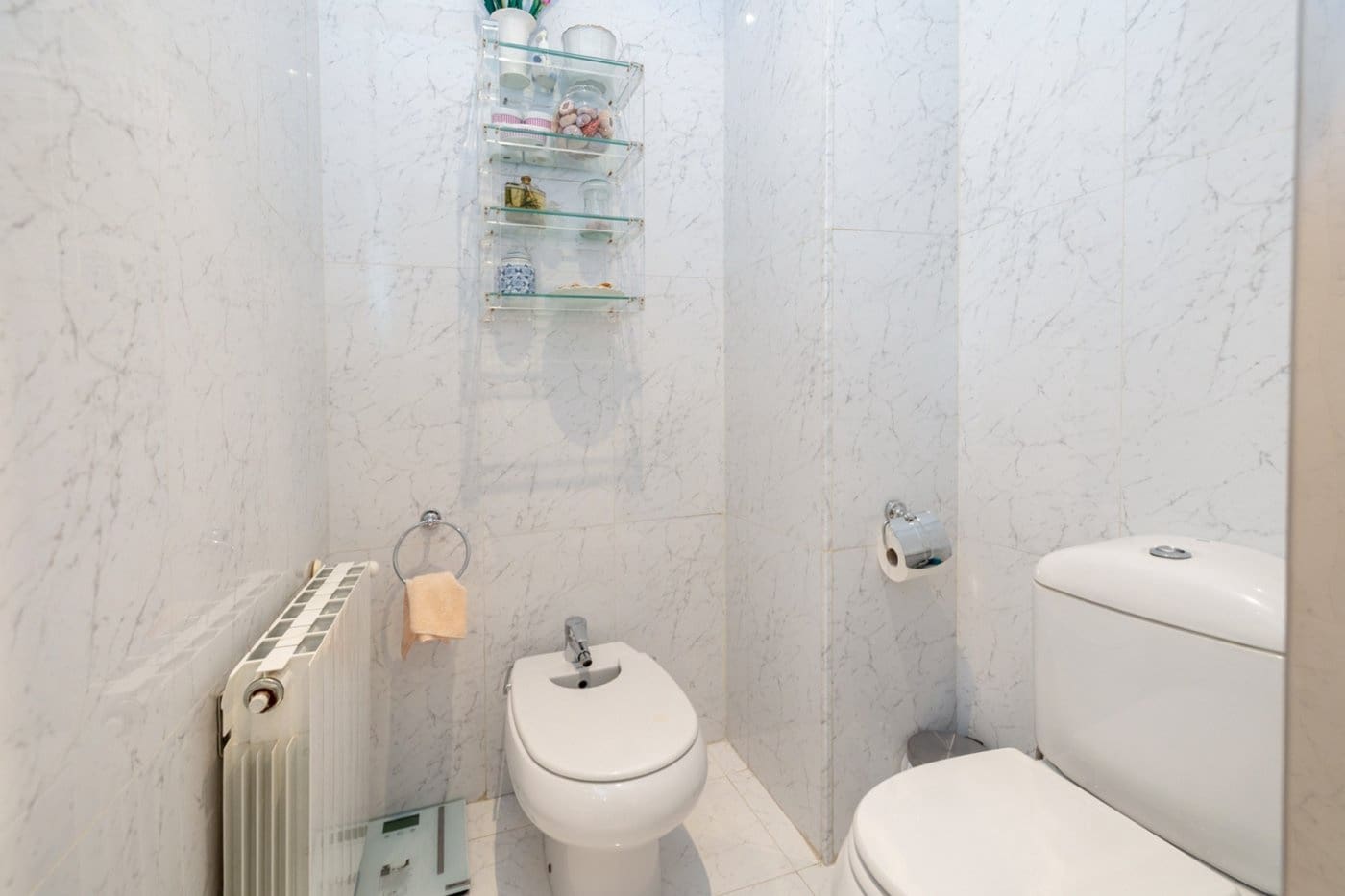 4 soveværelse Byhus til salg i Granada by med garage - € 1.180.000 (Ref: 7257692)