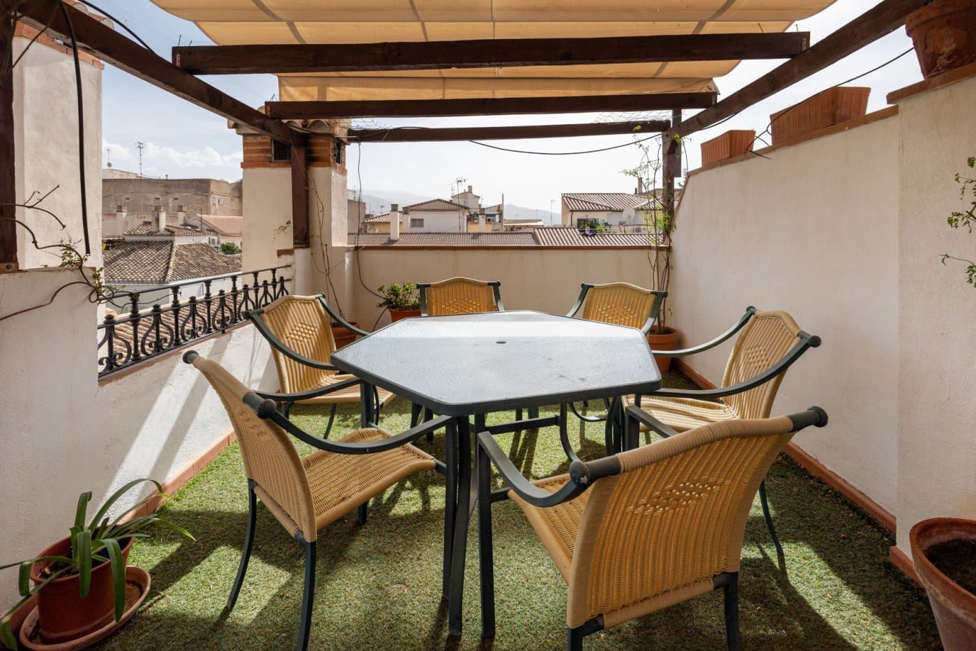 4 soveværelse Byhus til salg i Granada by med garage - € 1.180.000 (Ref: 7257692)