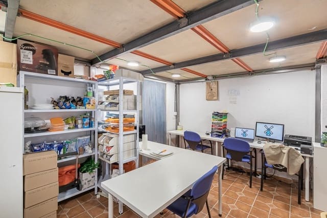 Commercieel te koop in Granada stad - € 79.000 (Ref: 7325681)