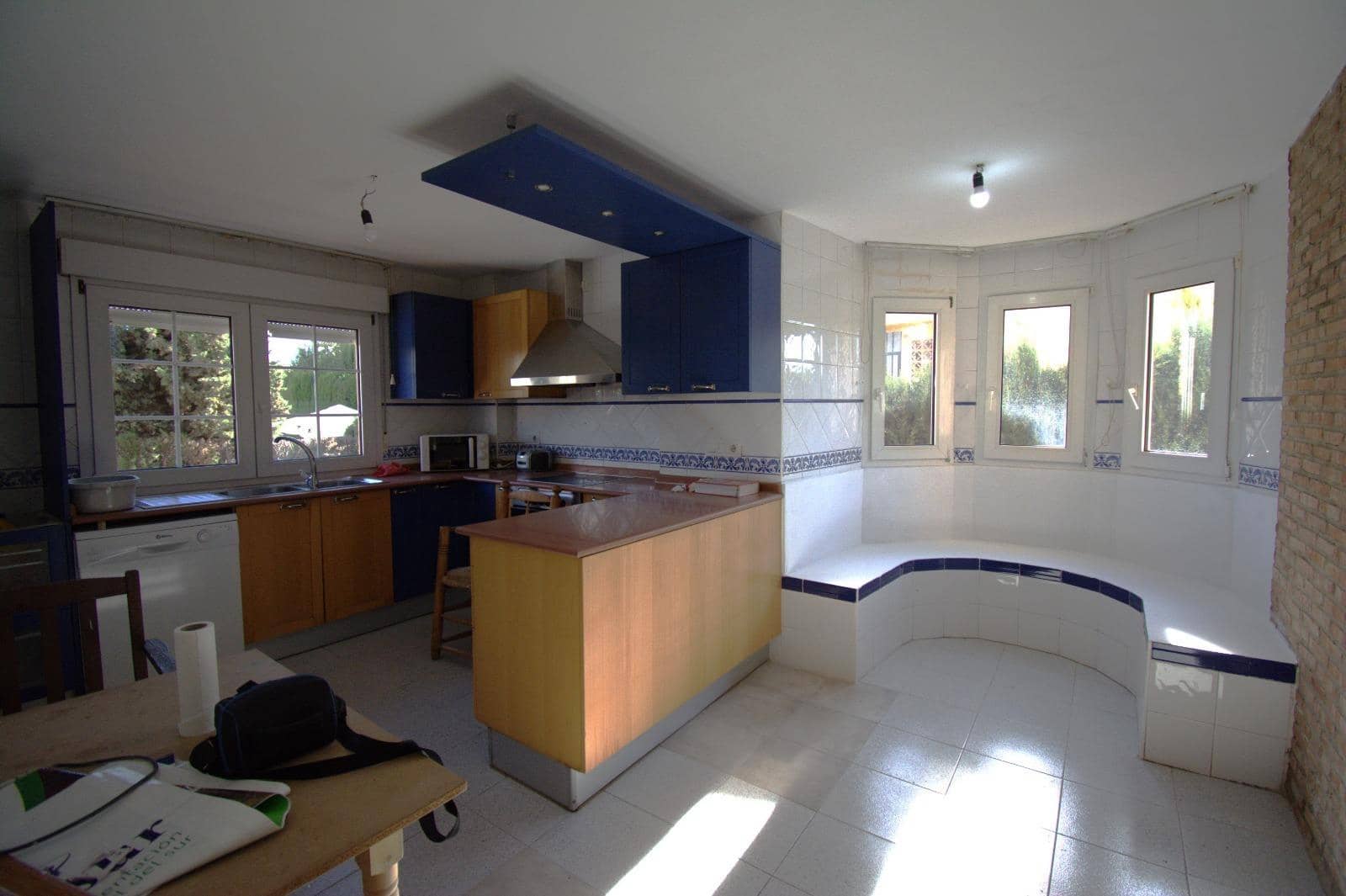 4 camera da letto Villa da affittare in Ogijares con piscina garage - 1.500 € (Rif: 7512821)