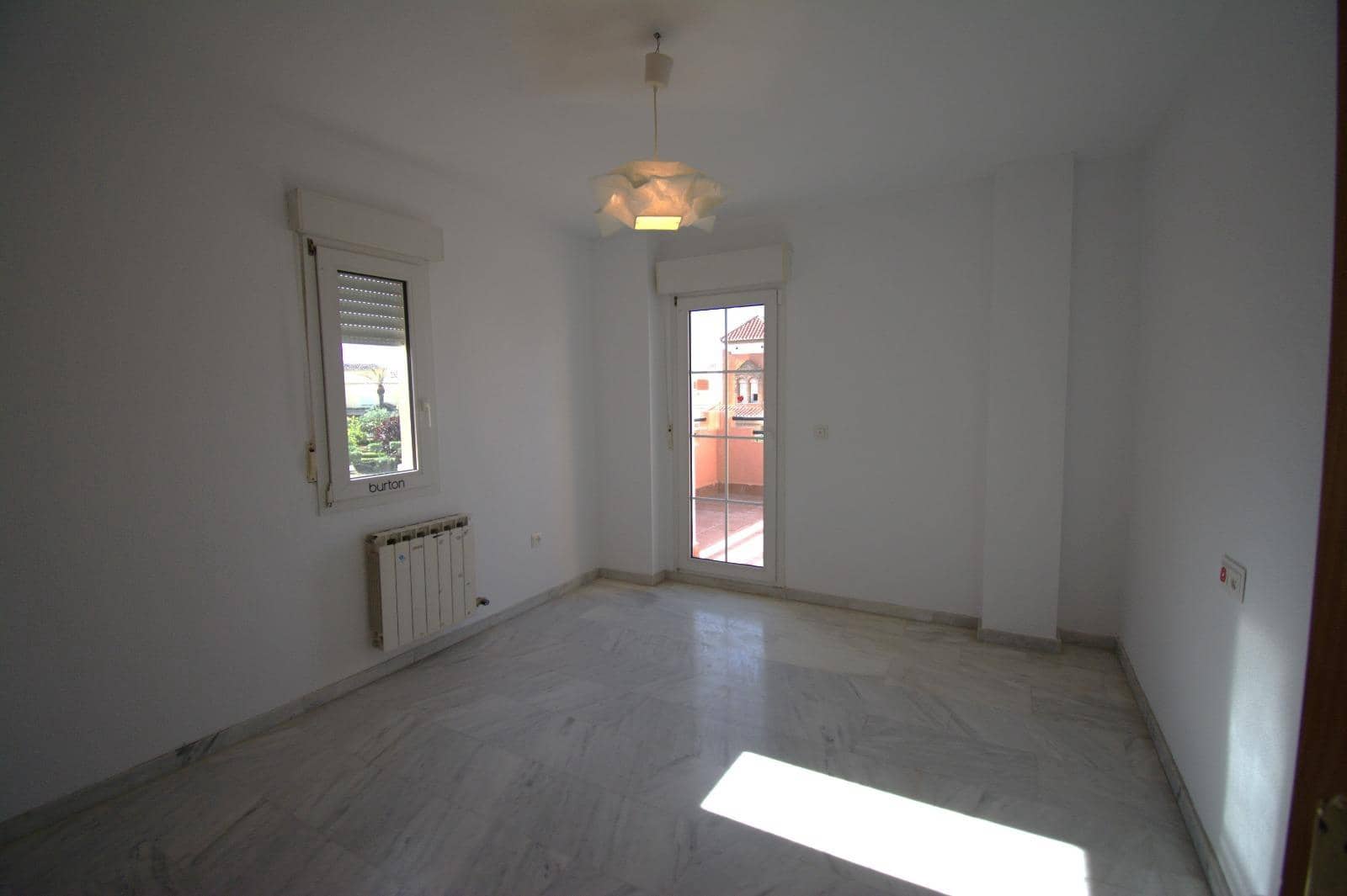 4 camera da letto Villa da affittare in Ogijares con piscina garage - 1.500 € (Rif: 7512821)