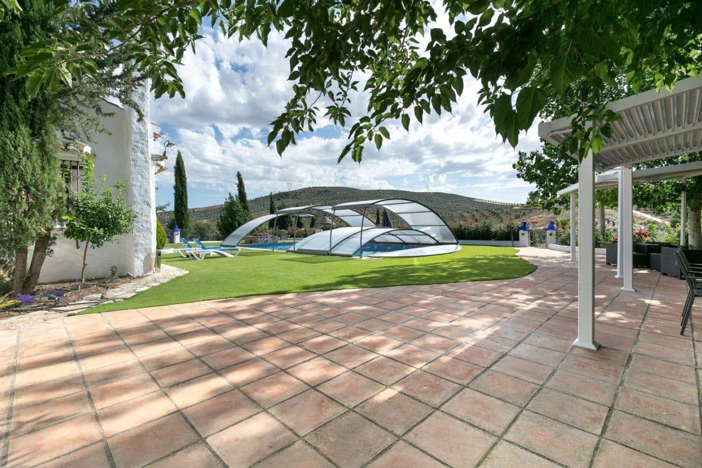 7 soveværelse Villa til salg i Montefrio med swimmingpool garage - € 990.000 (Ref: 7638815)