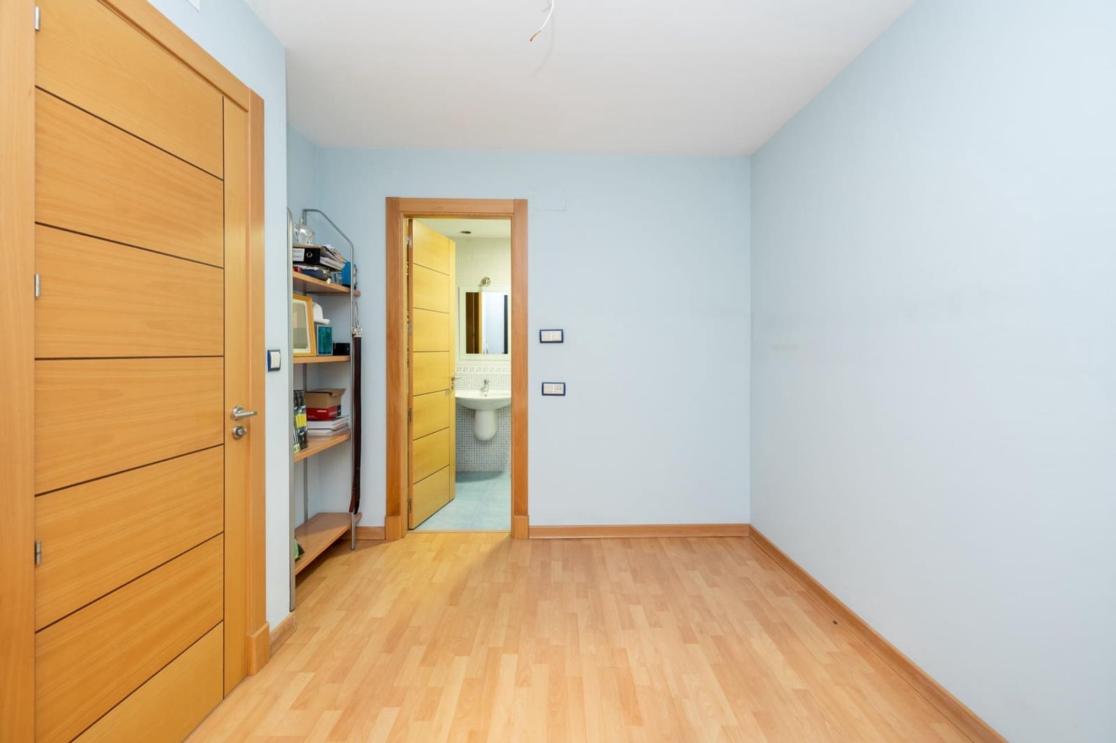 5 bedroom Townhouse for sale in Granada city with garage - € 895,000 (Ref: 7803232)