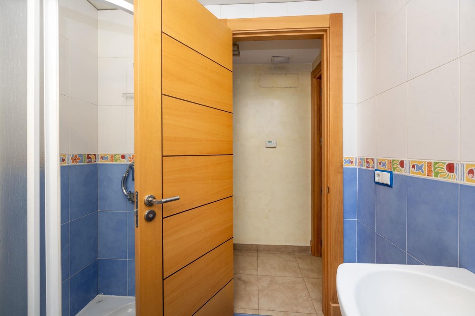 5 bedroom Townhouse for sale in Granada city with garage - € 895,000 (Ref: 7803232)