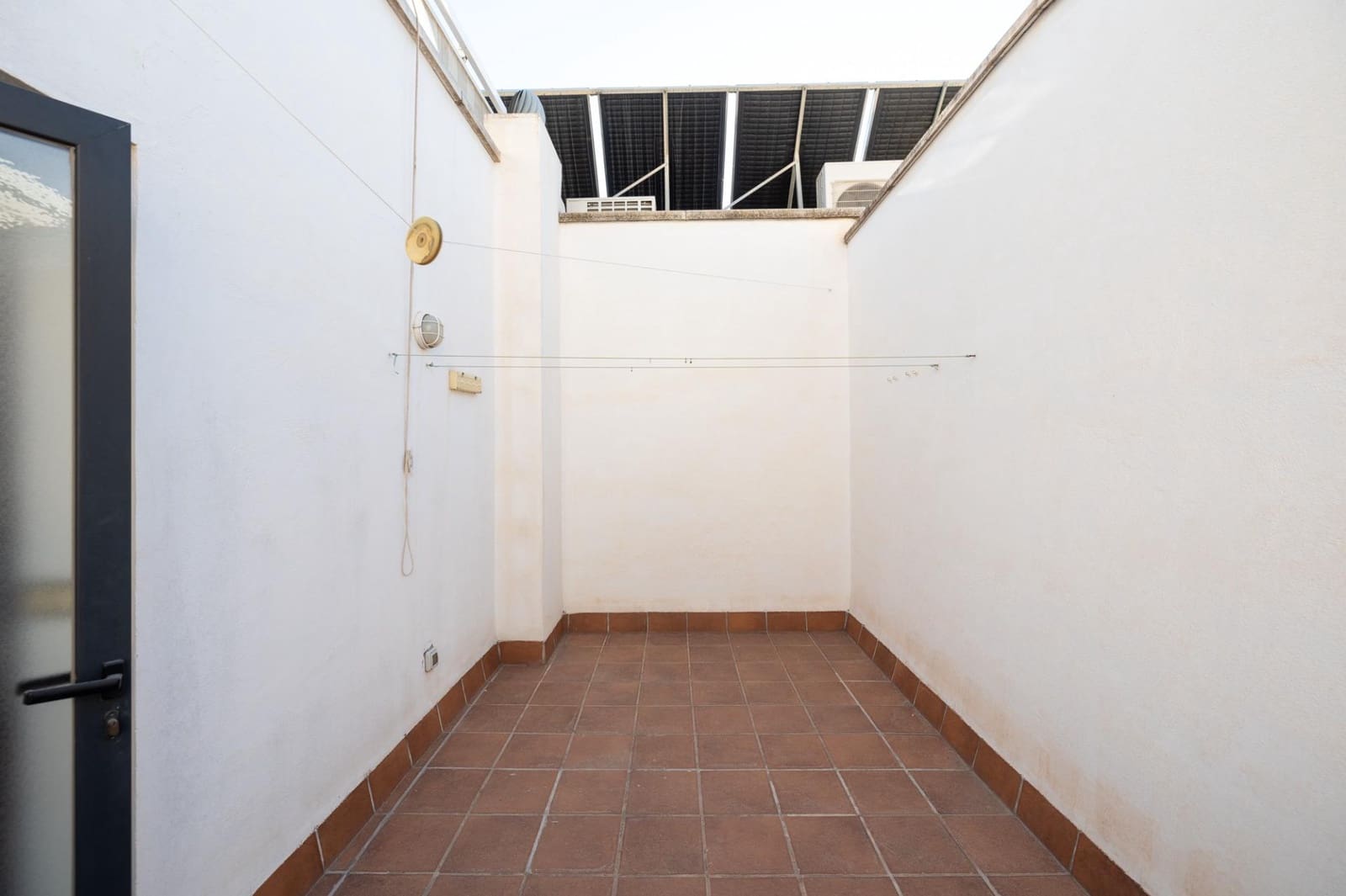 5 bedroom Townhouse for sale in Granada city with garage - € 895,000 (Ref: 7803232)