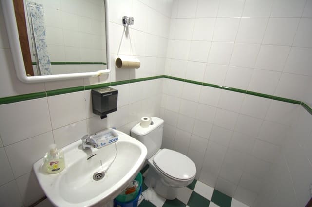 Gewerbe zu vermieten in Centro, Granada Stadt - 600 € (Ref: 7810418)