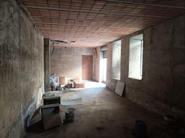 Erhverv til leje i Granada by - € 600 (Ref: 7868030)