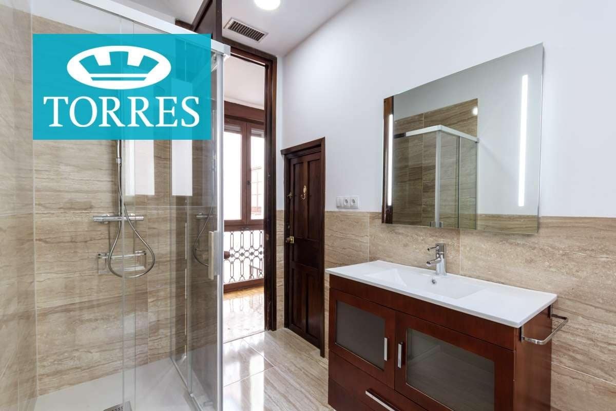 5 soveværelse Lejlighed til leje i Granada by - € 1.400 (Ref: 7884417)