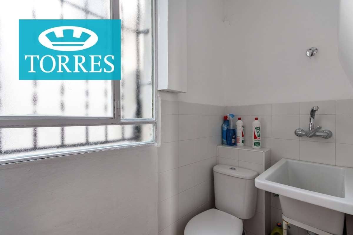 5 soveværelse Lejlighed til leje i Granada by - € 1.400 (Ref: 7884417)