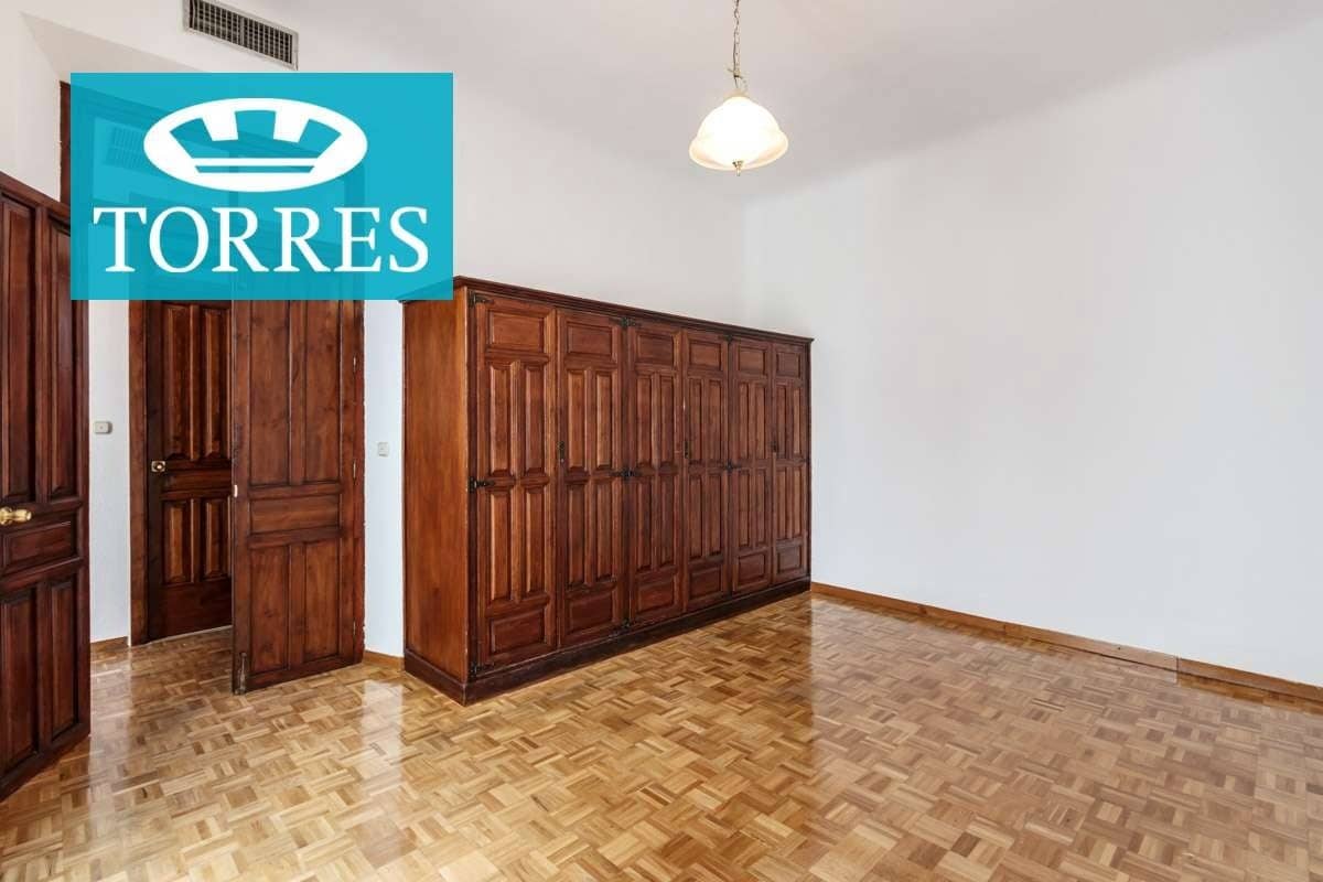 5 soveværelse Lejlighed til leje i Granada by - € 1.400 (Ref: 7884417)