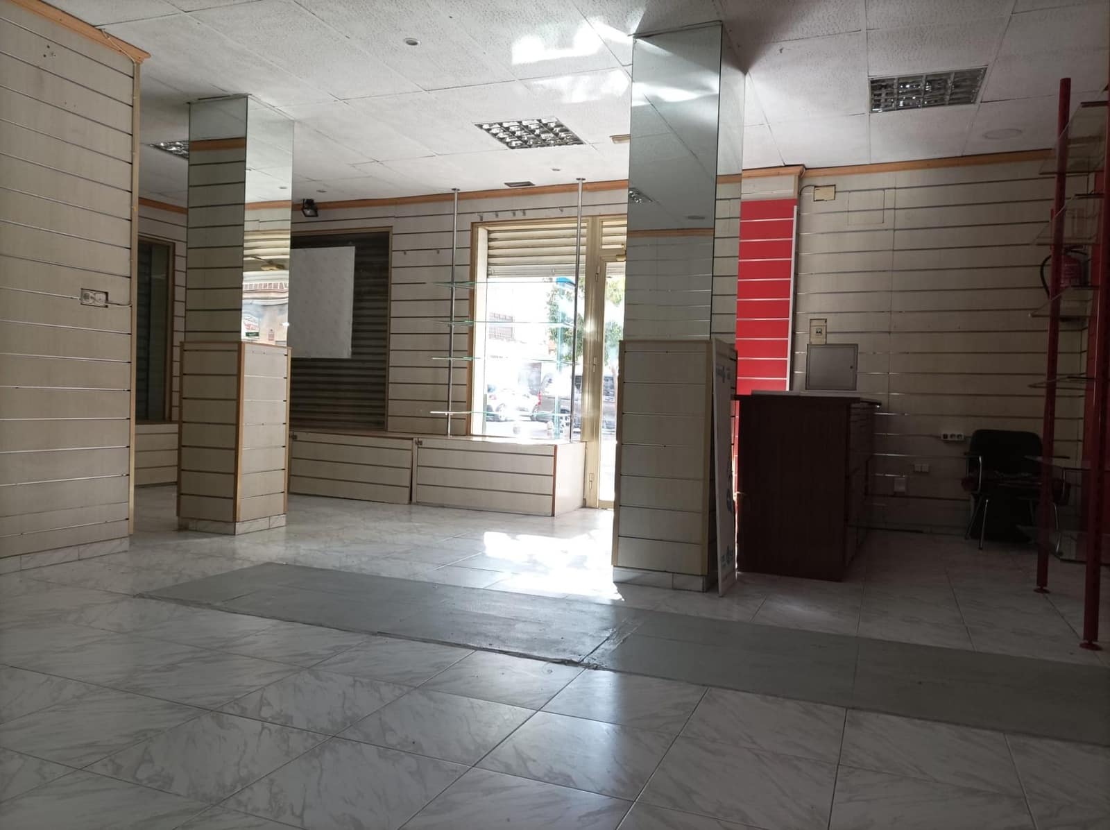 Gewerbe zu vermieten in Granada Stadt - 600 € (Ref: 7945386)