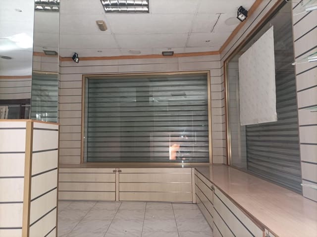Erhverv til leje i Zaidin, Granada by - € 600 (Ref: 7945386)