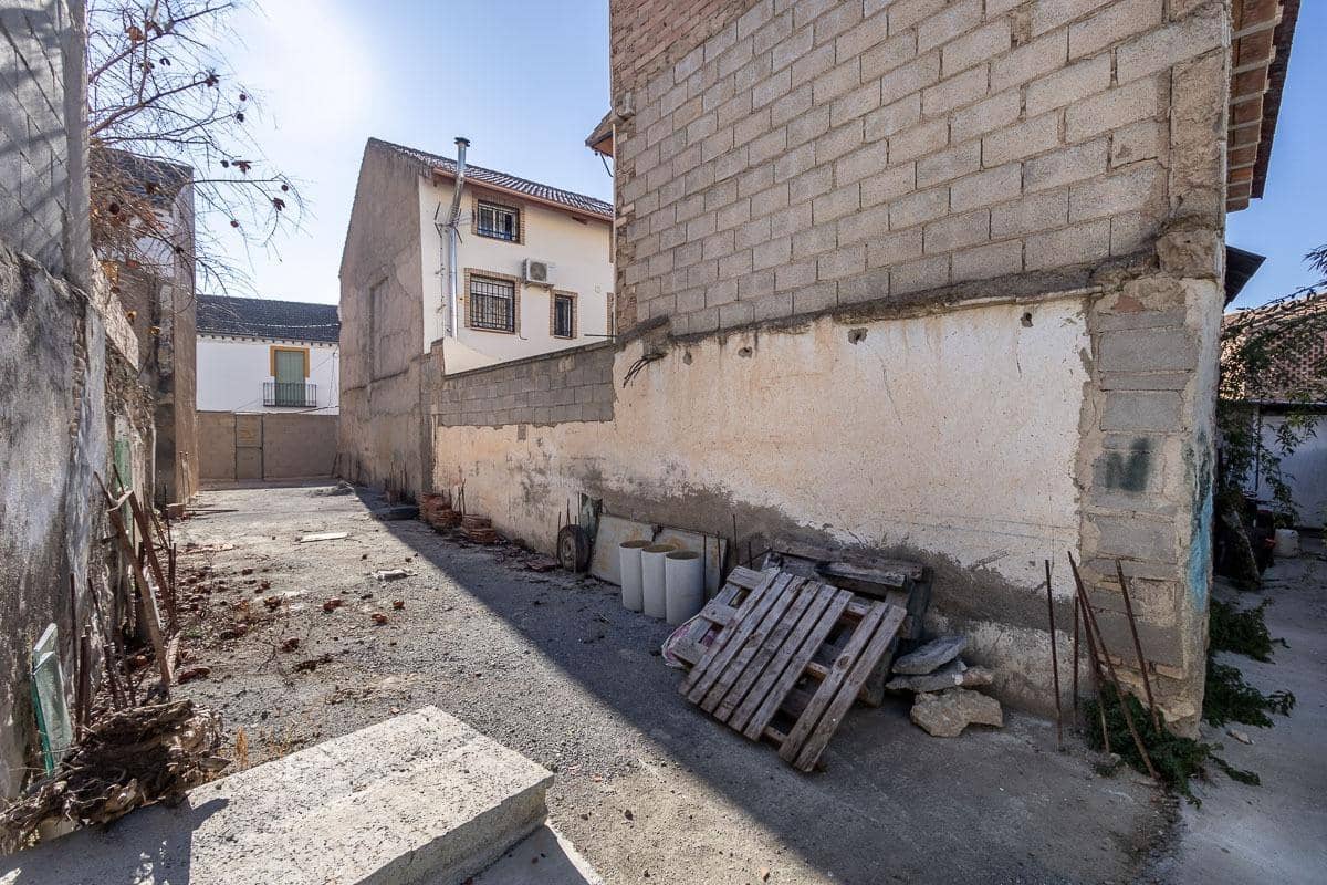 Terrain à Bâtir à vendre à Belicena - 25 000 € (Ref: 8005370)