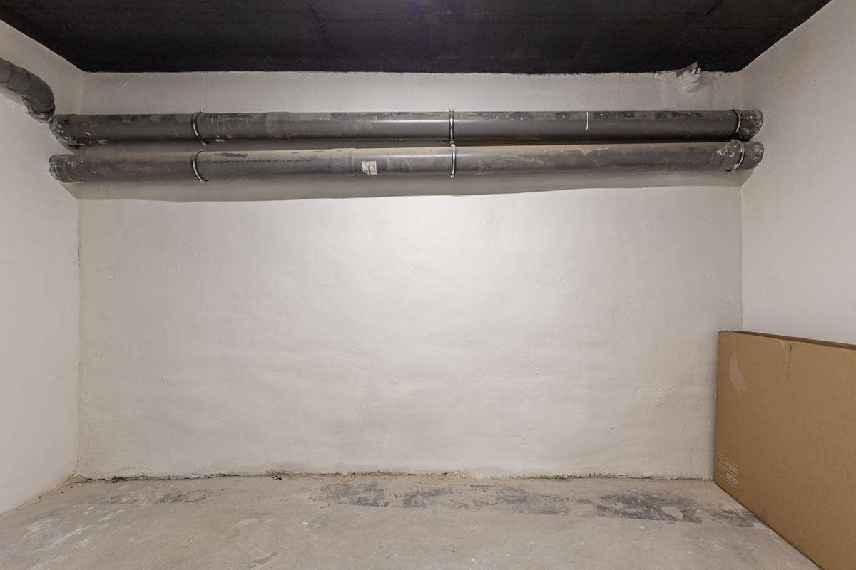 4 bedroom Flat for rent in Huetor Vega with pool garage - € 1,800 (Ref: 8032605)