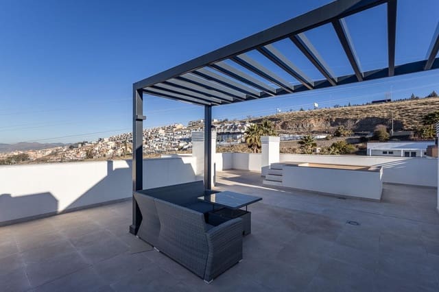 4 bedroom Flat for rent in Huétor Vega with pool garage - € 1,800 (Ref: 8032605)