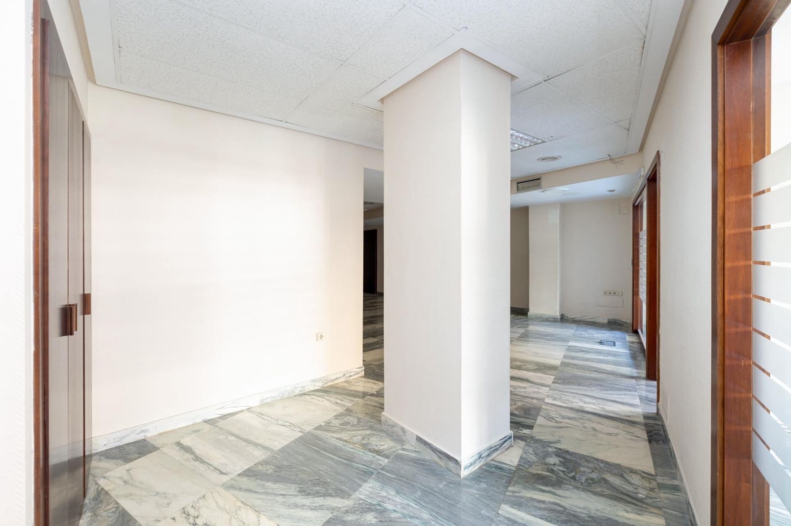 4 soveværelse Lejlighed til salg i Granada by - € 575.000 (Ref: 8037273)