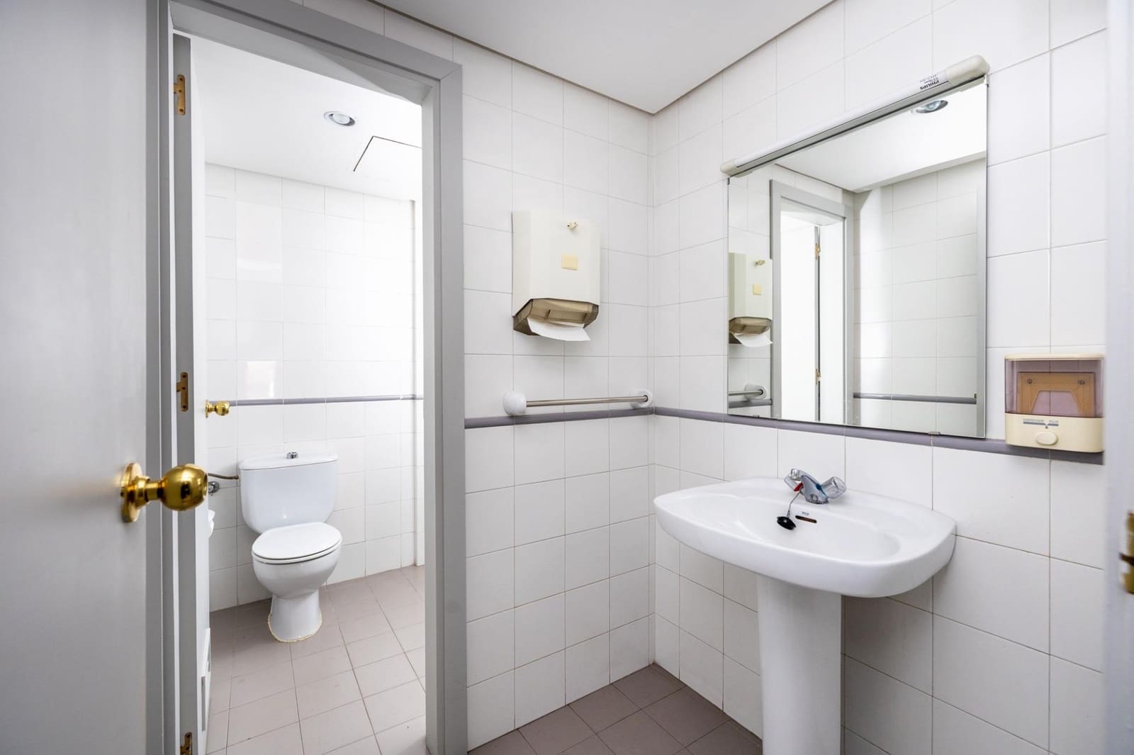 4 soveværelse Lejlighed til salg i Granada by - € 575.000 (Ref: 8037273)