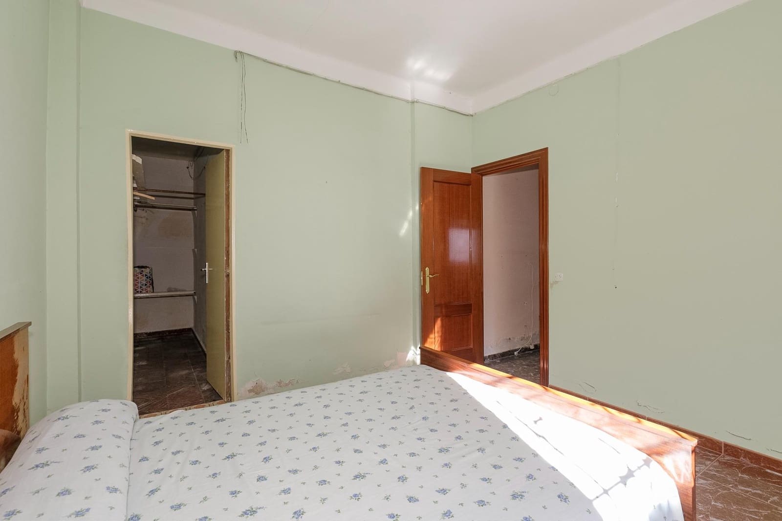 4 soveværelse Byhus til salg i Albolote med swimmingpool garage - € 300.000 (Ref: 8046273)