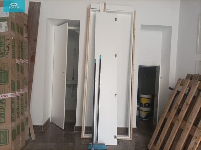 Comercial para arrendar em Granada cidade - 500 € (Ref: 8202958)