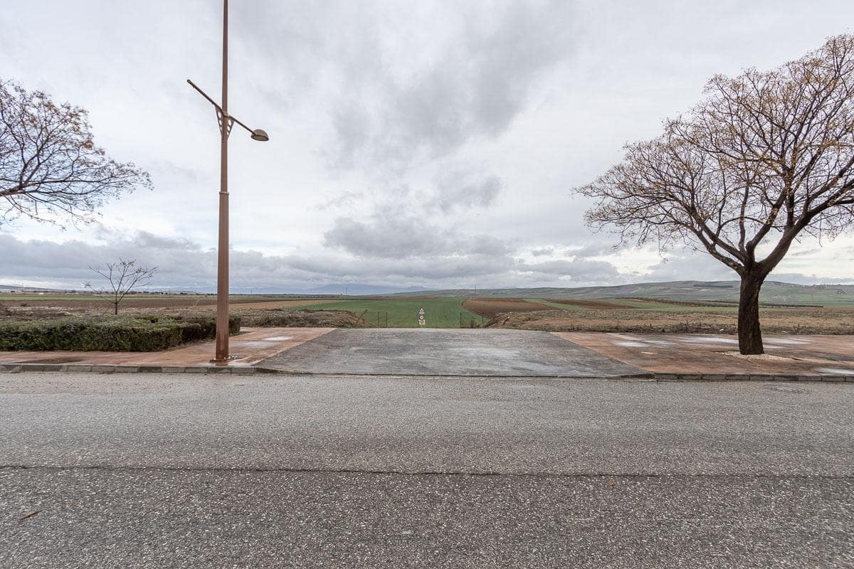 Ubebygd land til salgs i Escuzar - € 224 000 (Ref: 8322946)