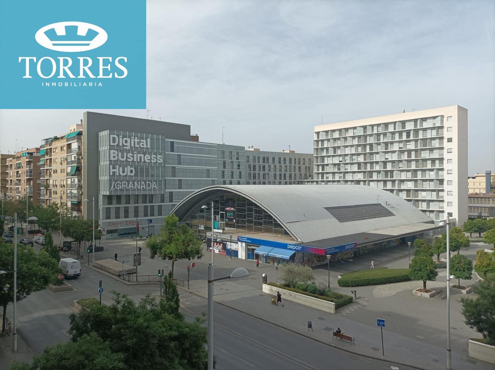 4 bedroom Flat for rent in Granada city - € 1,200 (Ref: 8348224)