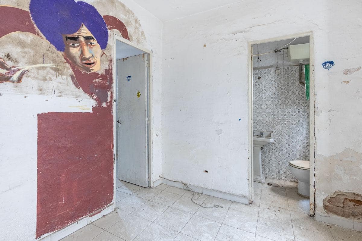 Ruin til salg i Granada by - € 499.000 (Ref: 8403659)