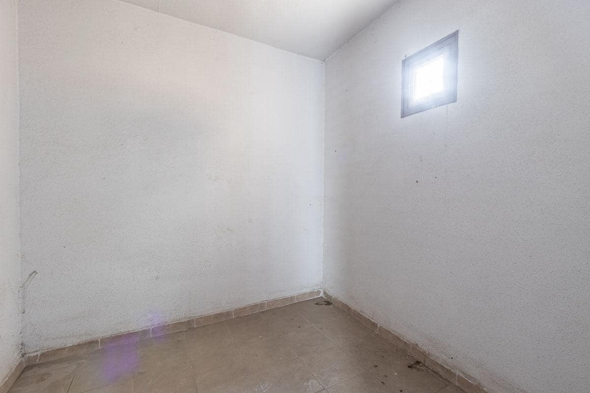 Ruin til salg i Granada by - € 499.000 (Ref: 8403659)