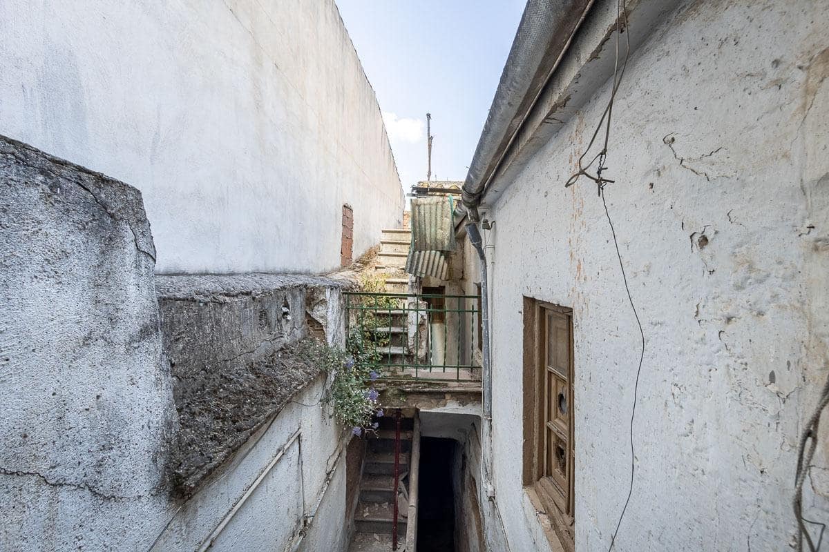 Ruin til salg i Granada by - € 499.000 (Ref: 8403659)