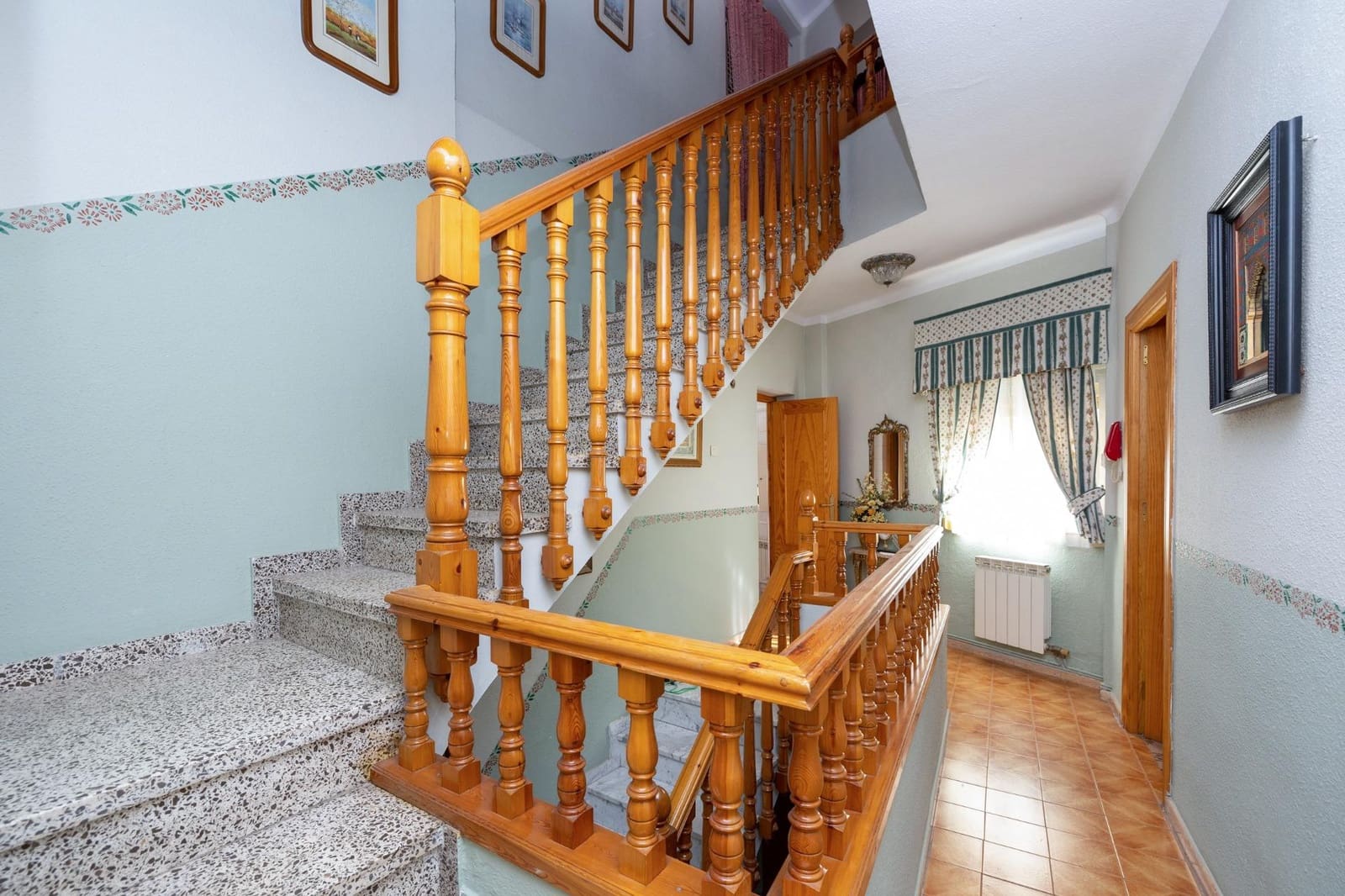 6 soveværelse Byhus til salg i Armilla - € 230.000 (Ref: 8438918)