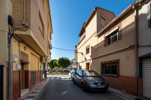 6 soveværelse Byhus til salg i Armilla - € 230.000 (Ref: 8438918)