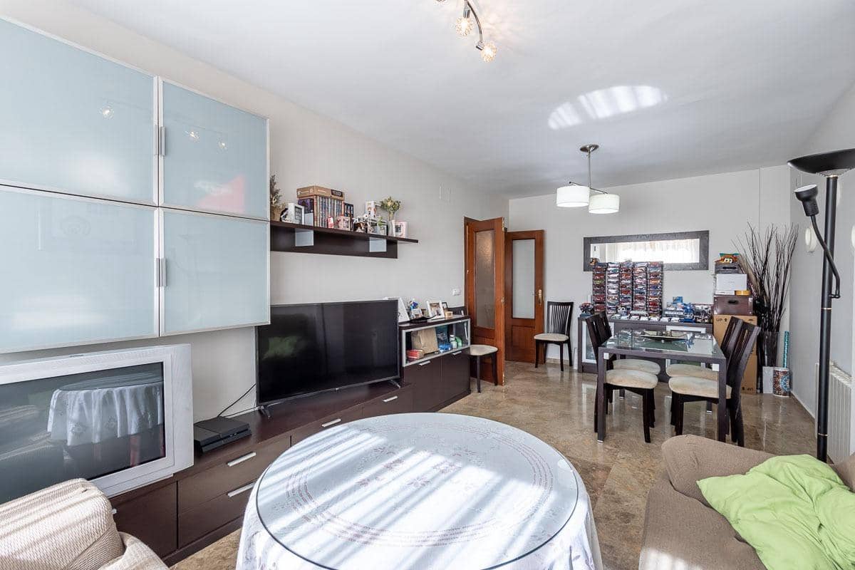 1 bedroom Flat for rent in Armilla with garage - € 750 (Ref: 8476011)