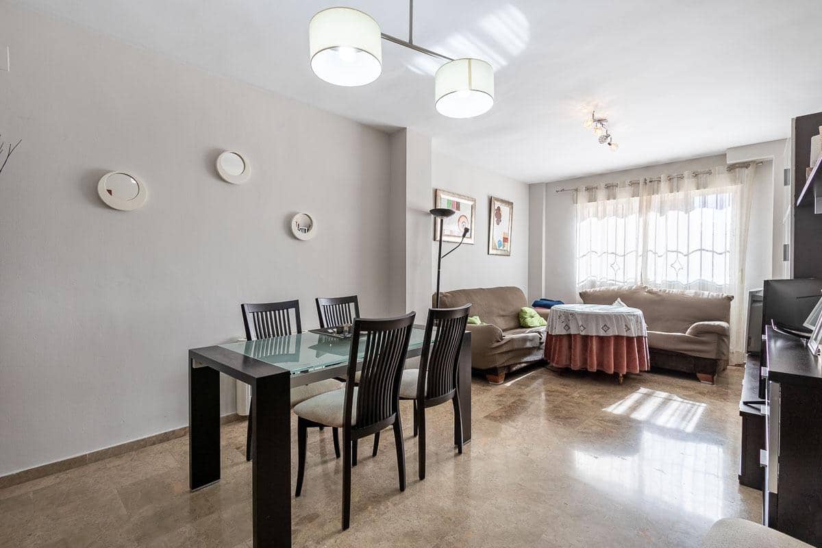 1 bedroom Flat for rent in Armilla with garage - € 750 (Ref: 8476011)