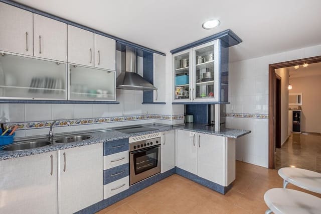 1 soveværelse Lejlighed til leje i Armilla med garage - € 750 (Ref: 8476011)