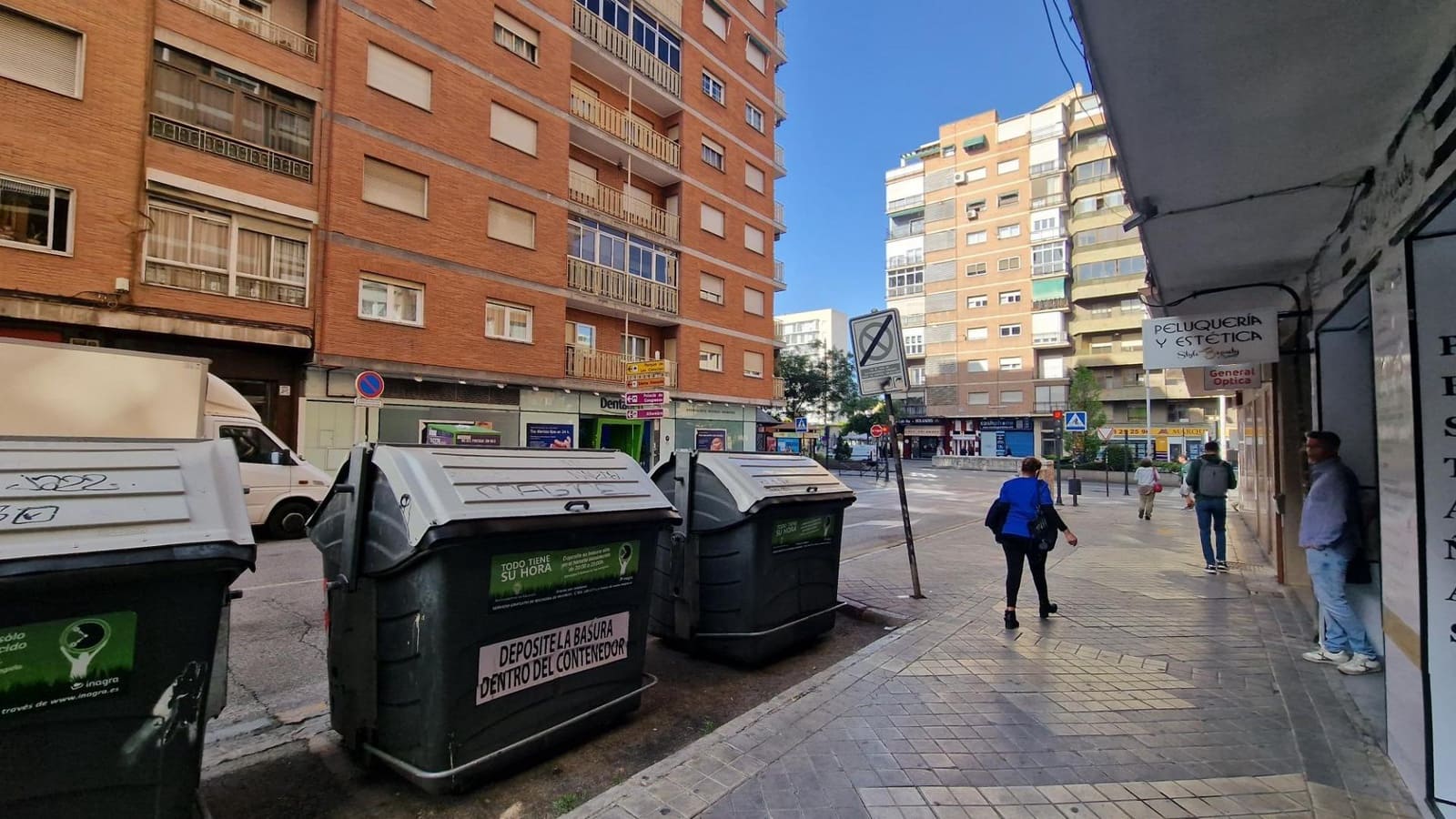 Erhverv til leje i Granada by - € 1.100 (Ref: 8589025)