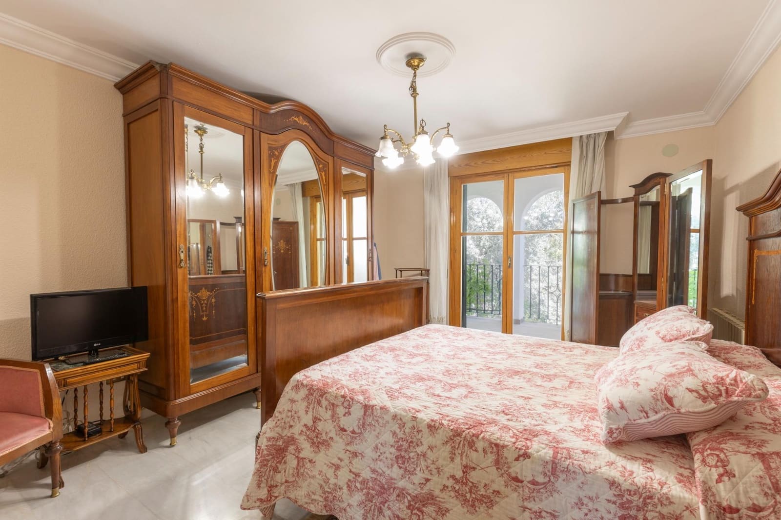 4 soverom Villa til salgs i Albolote med svømmebasseng garasje - € 560 000 (Ref: 8601583)