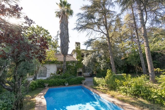 4 soveværelse Villa til salg i Albolote med swimmingpool garage - € 560.000 (Ref: 8601583)