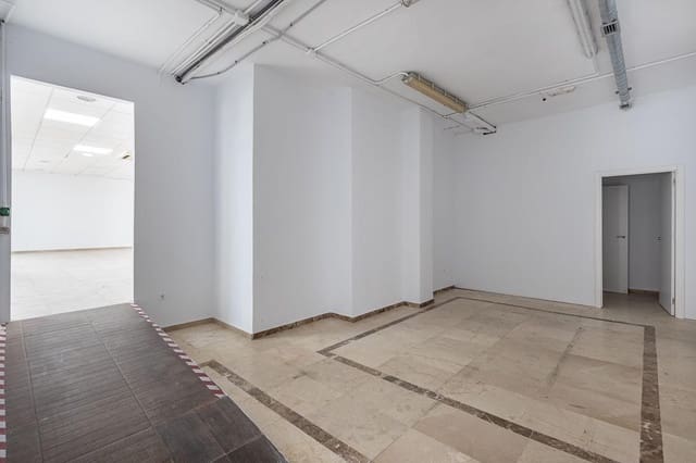 Kommersiell att hyra i Granada stad - 2 000 € (Ref: 8641250)