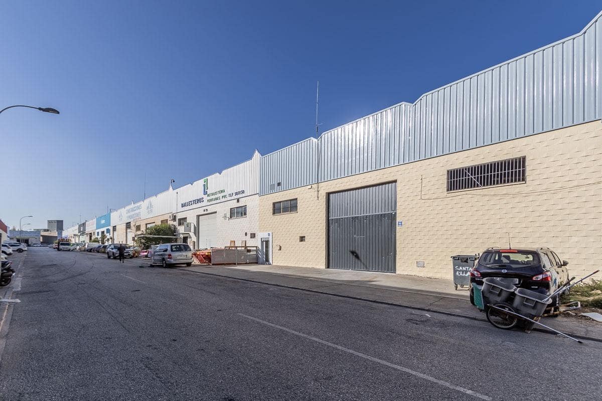 Virksomhed til salg i Ogijares med garage - € 665.000 (Ref: 8668348)