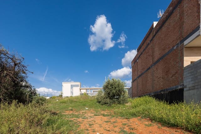 Building Plot for sale in Huétor Vega - € 68,000 (Ref: 8691037)