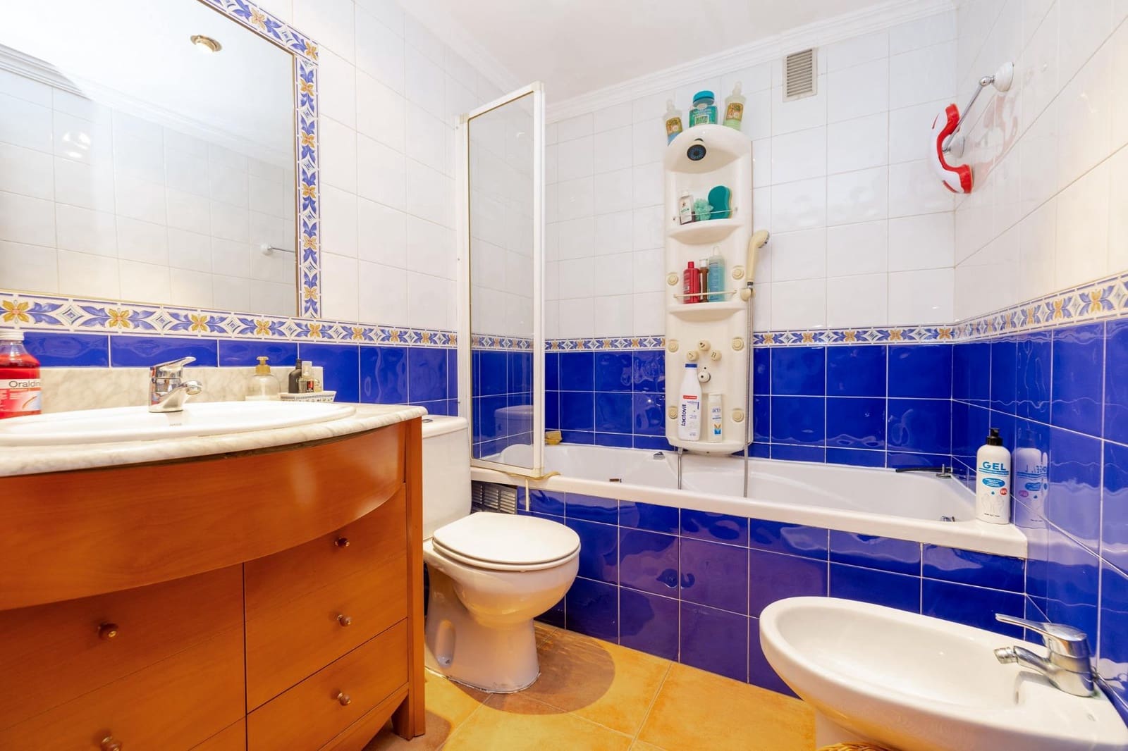 4 soveværelse Lejlighed til salg i Granada by med garage - € 374.900 (Ref: 8696478)