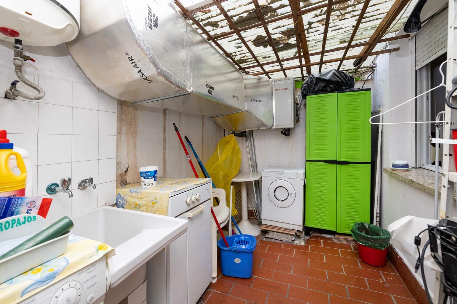 4 soveværelse Lejlighed til salg i Granada by med garage - € 374.900 (Ref: 8696478)