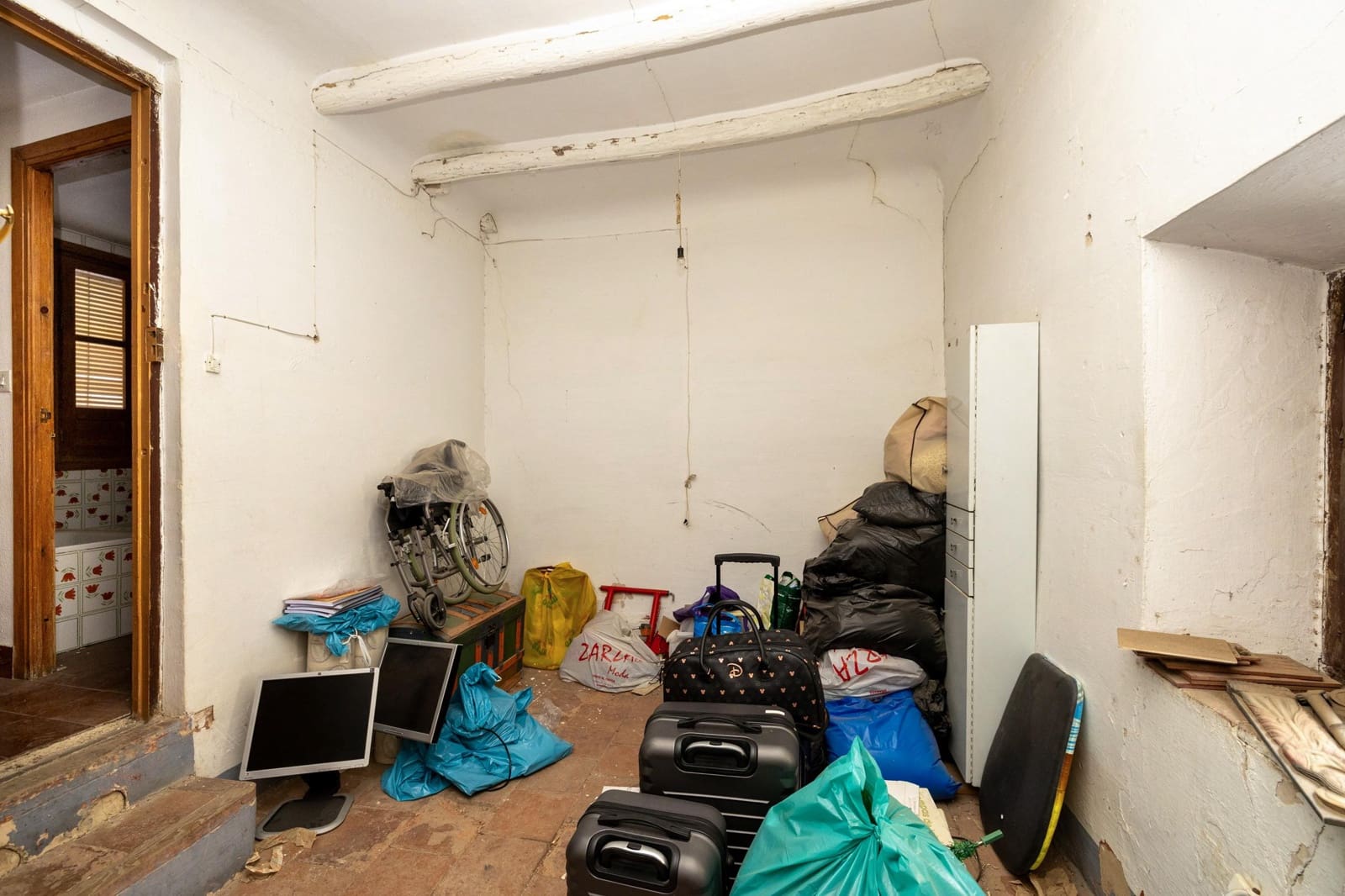 Ruin til salgs i La Zubia - € 270 000 (Ref: 8709380)