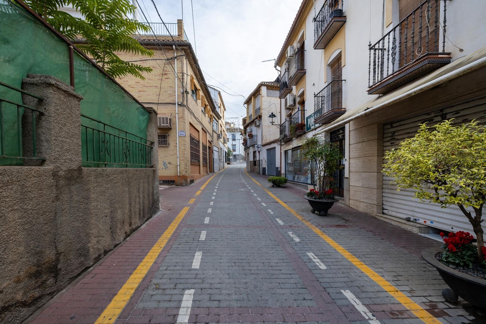 Ruin til salgs i La Zubia - € 270 000 (Ref: 8709380)