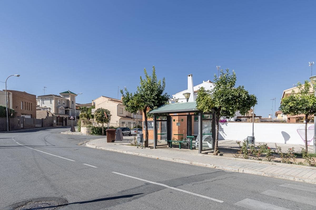 Terrain à Bâtir à vendre à Huetor Vega - 160 000 € (Ref: 8737944)