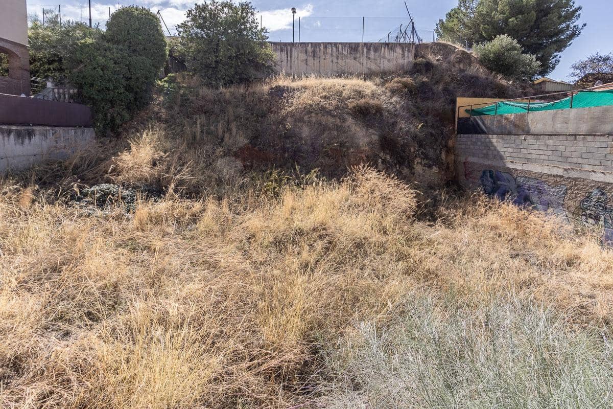 Terrain à Bâtir à vendre à Huetor Vega - 160 000 € (Ref: 8737944)