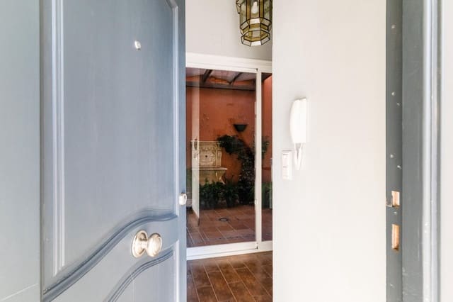 4 soveværelse Villa til salg i Santa Fe med garage - € 319.900 (Ref: 8773800)