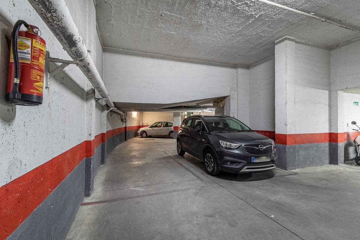 7 chambre Appartement à vendre à Grenade ville avec garage - 295 000 € (Ref: 8836897)