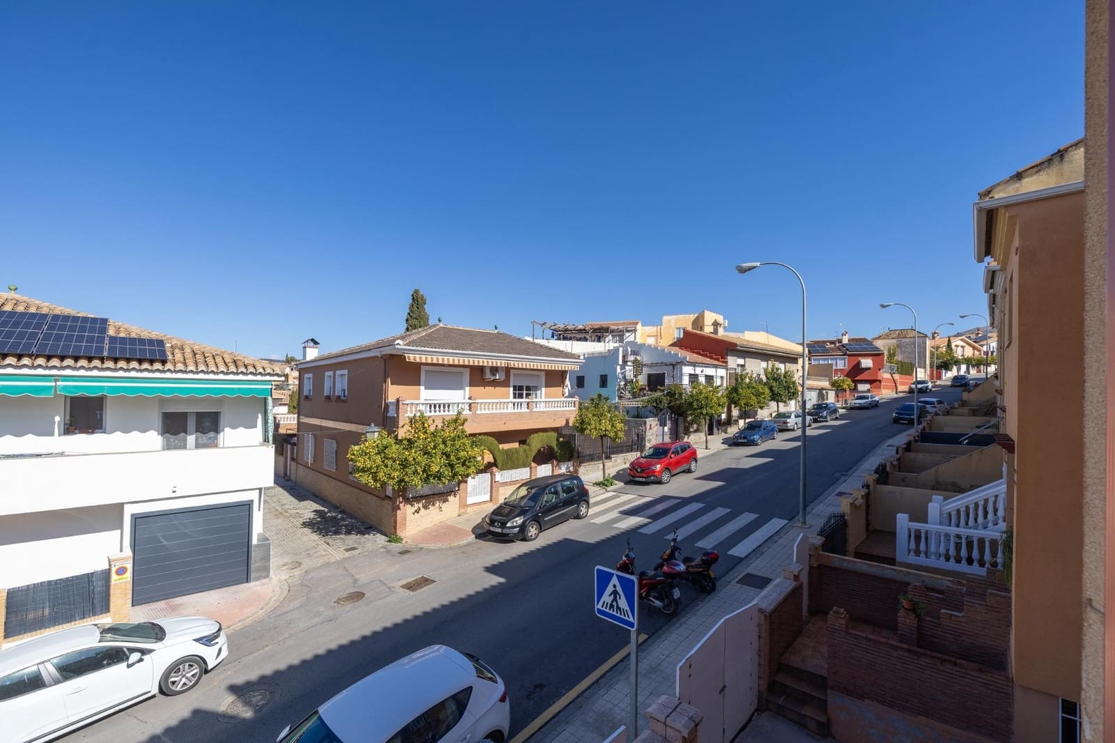 3 soveværelse Rækkehus til salg i Huetor Vega med garage - € 329.000 (Ref: 8836899)